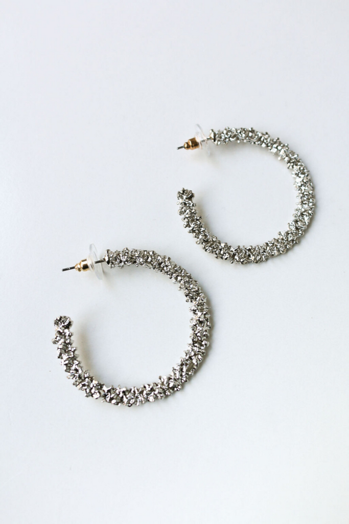 LEELA / STATEMENT HOOPS