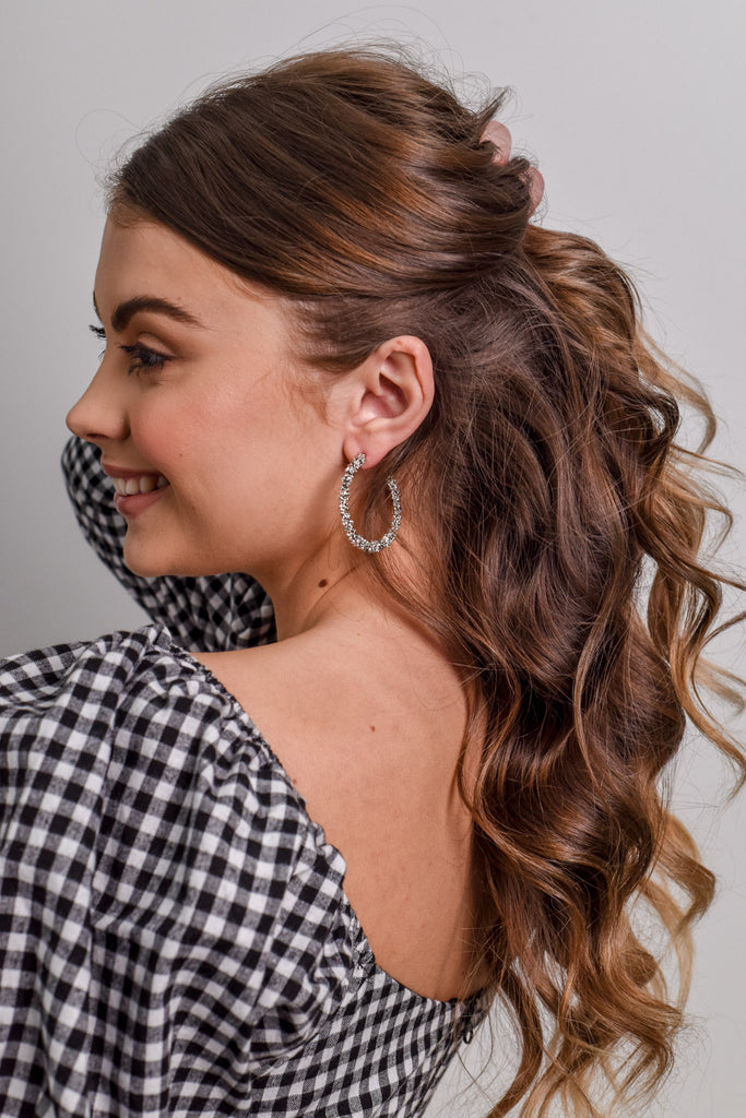 LEELA / STATEMENT HOOPS