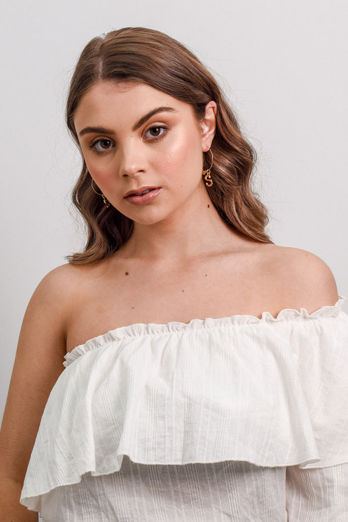 TIAH / INITIAL EARRING